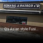 Q's Asian style Fusion Rrstaurant book table